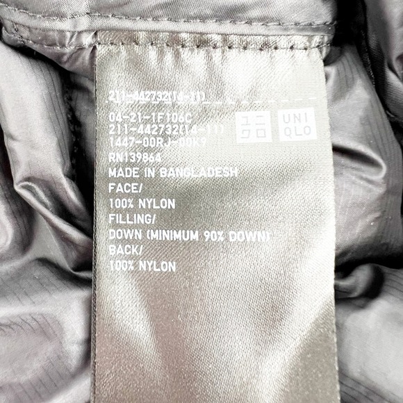 Uniqlo Ultra Light Down Jacket Size XS Black Quilted Puffer Full Zip - Picture 5 of 5